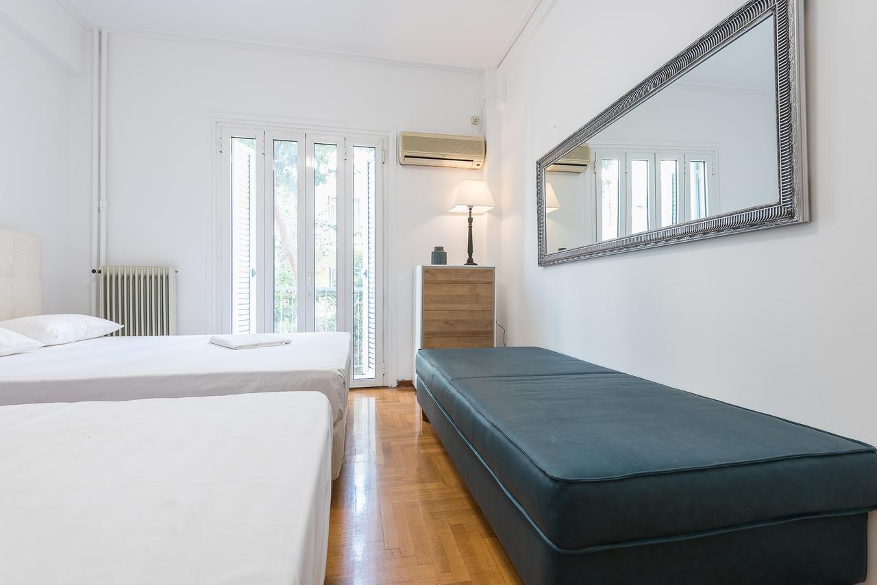 Victoria Grand Palace Apartments アテネ エクステリア 写真